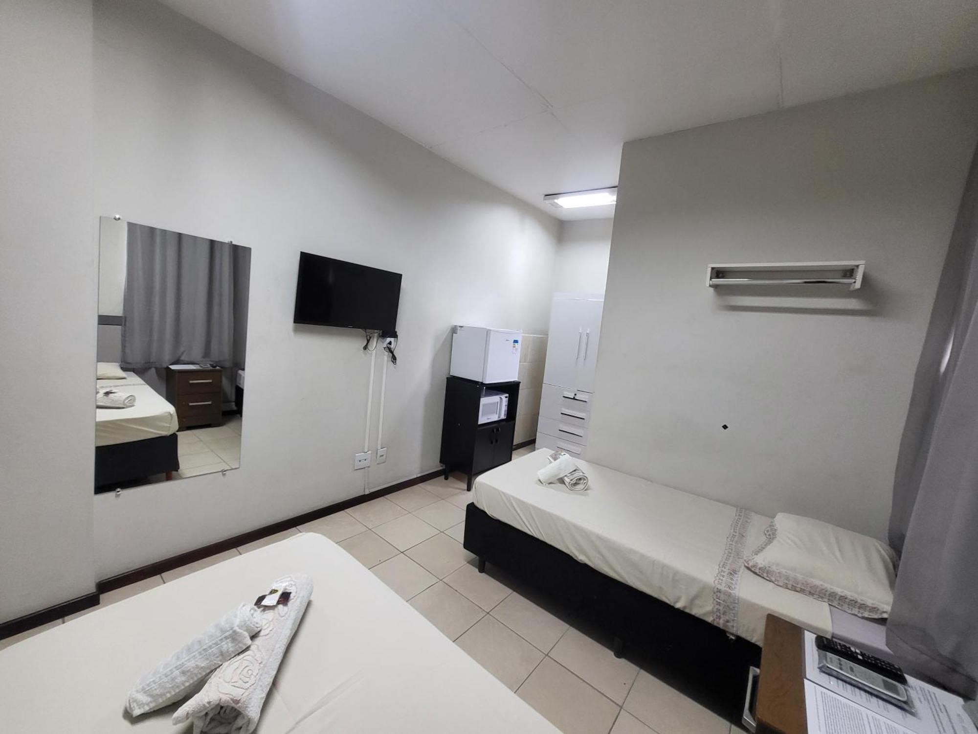 Hotel Avelar Ribeirao das Neves Exterior photo